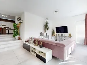 Prodej vily, Jirny, 306 m2