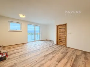 Pronájem bytu 2+kk, České Budějovice, Doudlebská, 67 m2