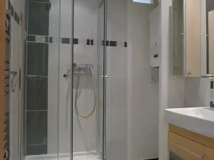 Pronájem bytu 2+1, Praha - Kobylisy, Šimůnkova, 49 m2