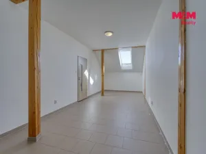 Pronájem bytu 3+kk, Chrást, tř. Čs. odboje, 72 m2