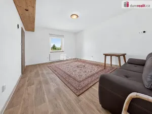 Prodej rodinného domu, Jesenice, 102 m2