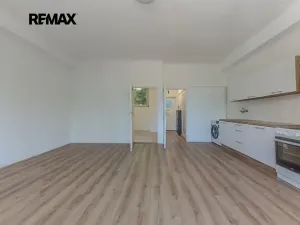 Prodej bytu 2+kk, Praha - Vinohrady, Soběslavská, 43 m2