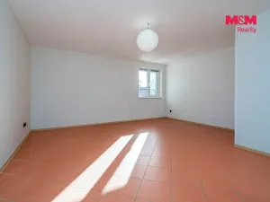 Prodej činžovního domu, Nehvizdy, Pražská, 300 m2