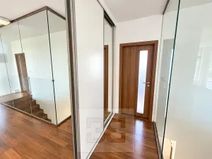 Pronájem bytu 4+kk, Praha - Krč, V Štíhlách, 88 m2