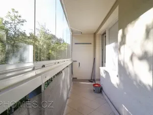 Pronájem bytu 2+kk, Praha, Novoborská, 44 m2
