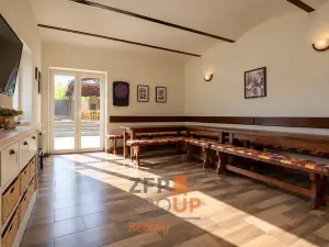 Prodej ubytování, Bavory, 289 m2