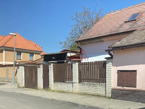 Prodej podílu rodinného domu, Lenešice, Pivovarská, 115 m2