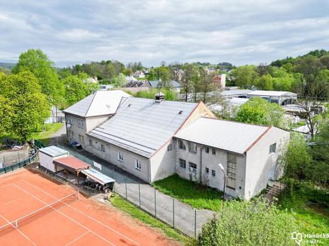 Prodej obchodního prostoru, Moravský Beroun, Karla IV., 900 m2