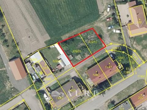 Prodej pozemku pro bydlení, Slatina, 421 m2
