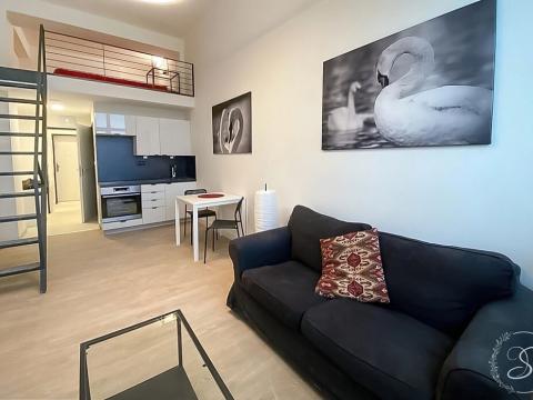 Pronájem bytu 1+kk, Praha - Vysočany, Poděbradská, 32 m2