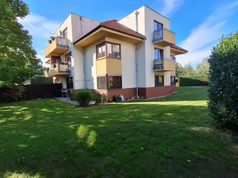 Prodej bytu 3+kk, Jesenice, Cedrová, 87 m2