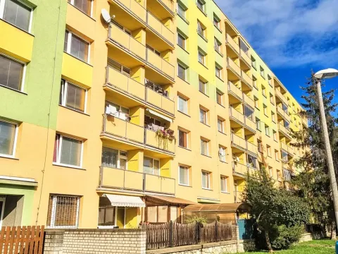 Prodej bytu 2+1, Bílina, Sídliště Za Chlumem, 64 m2