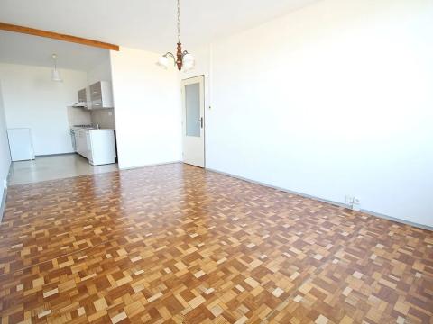 Pronájem bytu 3+kk, Praha - Petrovice, Rezlerova, 65 m2