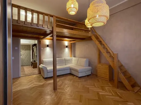 Pronájem bytu 1+kk, Praha - Vršovice, 28. pluku, 32 m2