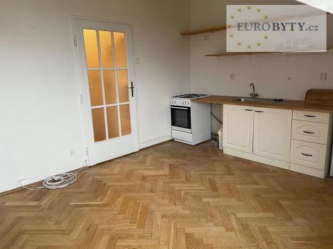 Pronájem bytu 1+kk, Praha - Krč, 32 m2