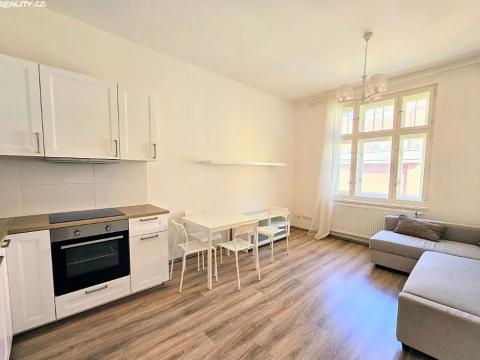 Pronájem bytu 2+kk, Praha - Vršovice, Na spojce, 52 m2