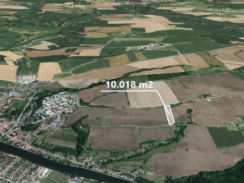 Prodej pole, Týn nad Vltavou, 1270 m2