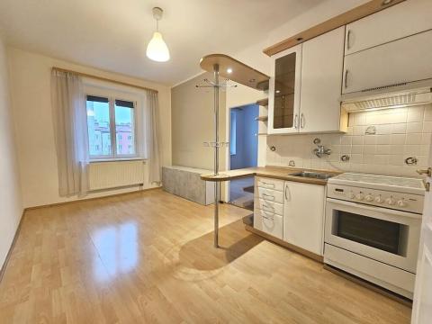 Pronájem bytu 2+kk, Praha - Libeň, K Moravině, 44 m2