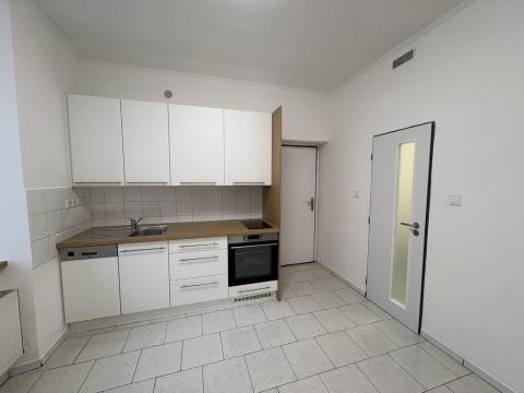 Pronájem bytu 2+kk, Jičín, Ruská, 47 m2