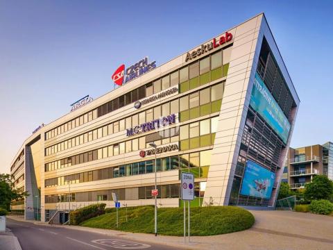 Pronájem kanceláře, Praha - Nové Město, 350 m2