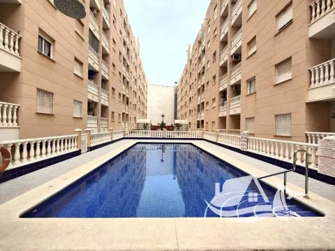 Prodej bytu 3+kk, Torrevieja, Španělsko, 60 m2