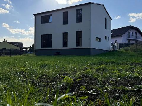 Prodej rodinného domu, Nová Ves, U Lesíka, 180 m2