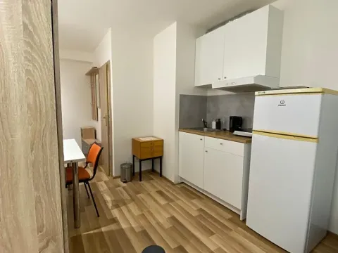 Pronájem bytu 1+kk, Praha - Háje, Hviezdoslavova, 20 m2