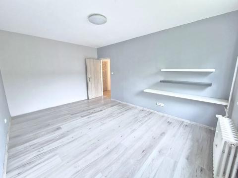 Pronájem bytu 2+1, Praha - Malešice, Plaňanská, 54 m2