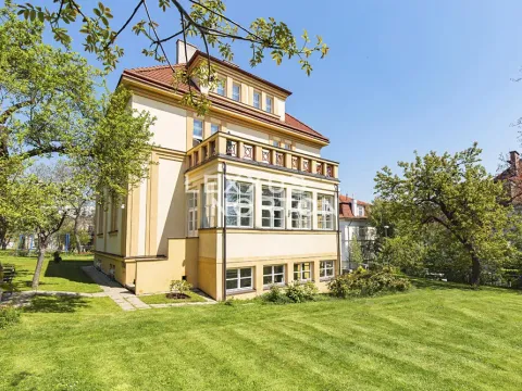 Pronájem vily, Praha - Střešovice, Malá, 386 m2