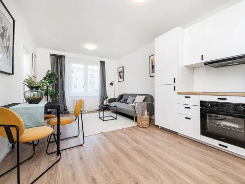 Prodej bytu 3+kk, Praha - Hloubětín, Poděbradská, 54 m2