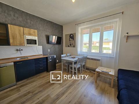 Prodej bytu 2+kk, Znojmo, Stanislavova, 37 m2