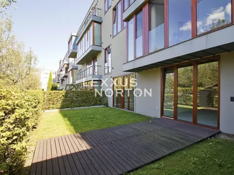 Pronájem bytu 4+1, Praha - Břevnov, Šermířská, 150 m2