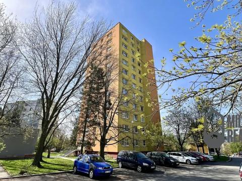 Pronájem bytu 2+kk, Liberec, Bezová, 39 m2