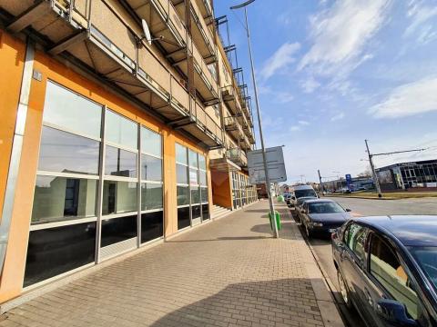 Pronájem obchodního prostoru, Praha - Libeň, Českomoravská, 130 m2