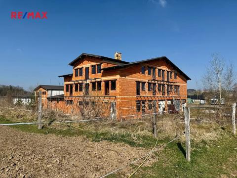 Prodej ubytování, Spálené Poříčí, 1303 m2