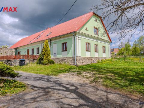 Prodej rodinného domu, Razová, 460 m2