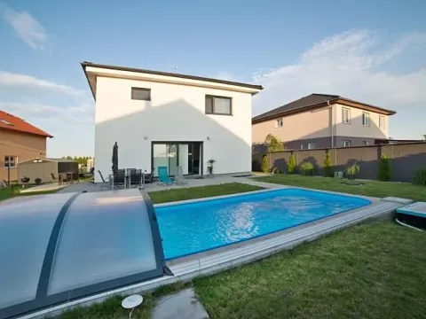 Prodej rodinného domu, Polerady, 235 m2