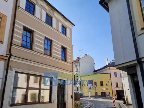 Pronájem bytu 3+1, Trutnov - Vnitřní Město, Havlíčkova, 85 m2