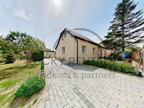 Pronájem rodinného domu, Zeleneč, Olbrachtova, 80 m2