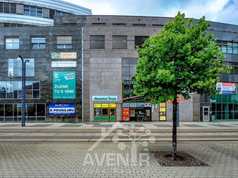 Pronájem obchodního prostoru, Liberec, 1. máje, 69 m2
