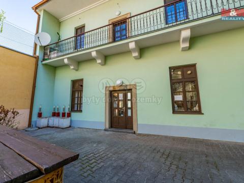 Pronájem obchodního prostoru, Velké Meziříčí, Náměstí, 60 m2