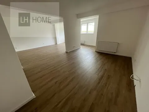 Prodej kanceláře, Karlovy Vary, 72 m2