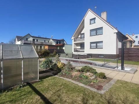 Prodej rodinného domu, Turnov, Koněvova, 297 m2
