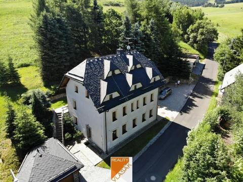 Prodej ubytování, Loučná pod Klínovcem, 270 m2