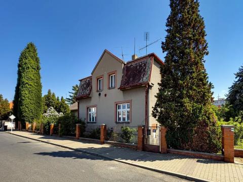 Prodej rodinného domu, Podbořany, Husova, 150 m2