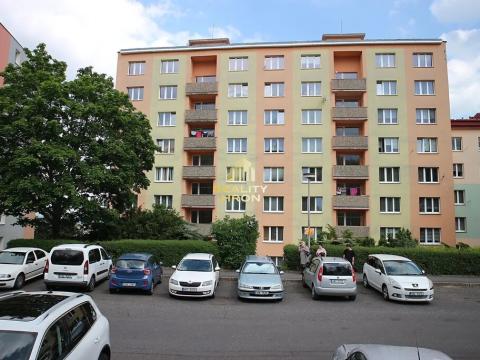 Prodej bytu 1+1, Chomutov, Zahradní, 35 m2