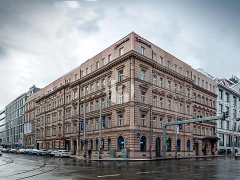 Pronájem kanceláře, Praha - Smíchov, Radlická, 511 m2