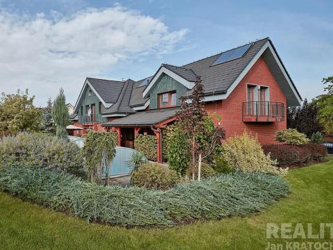 Prodej rodinného domu, Jesenice, Ibišková, 430 m2