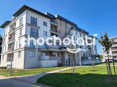 Pronájem bytu 2+1, Pardubice, U Sportovní školy, 81 m2