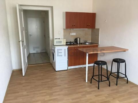 Pronájem bytu 1+kk, Pardubice, Nerudova, 31 m2